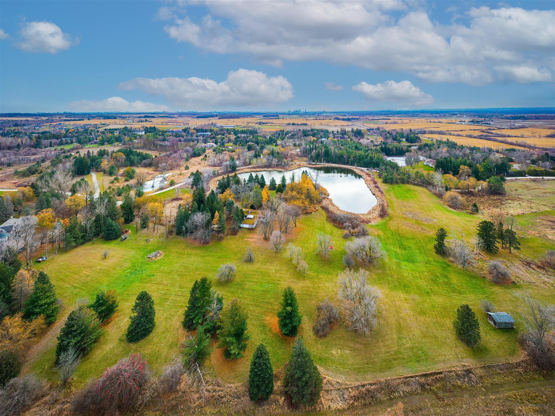 250 South Summit Farm Rd, King, ON for sale Aerial- Image 1 of 4