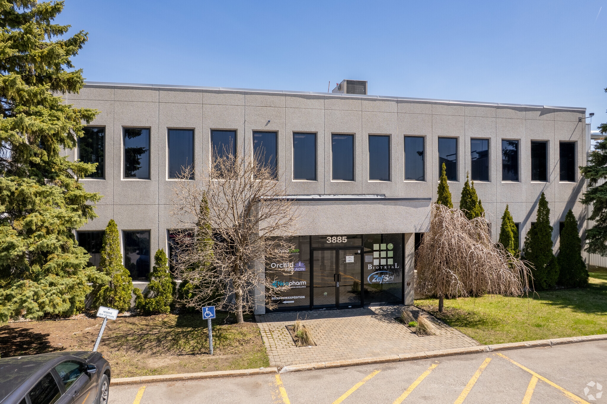 3885 Boul Industriel, Laval, QC for lease Building Photo- Image 1 of 5