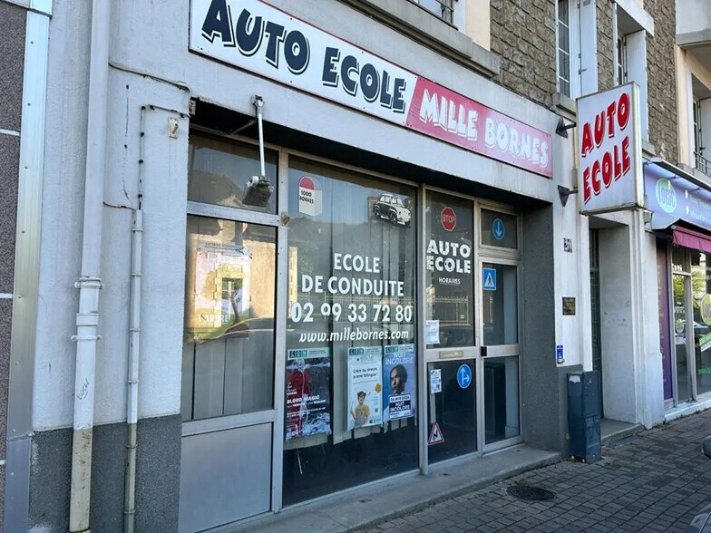 Retail in Rennes for sale - Building Photo - Image 1 of 7