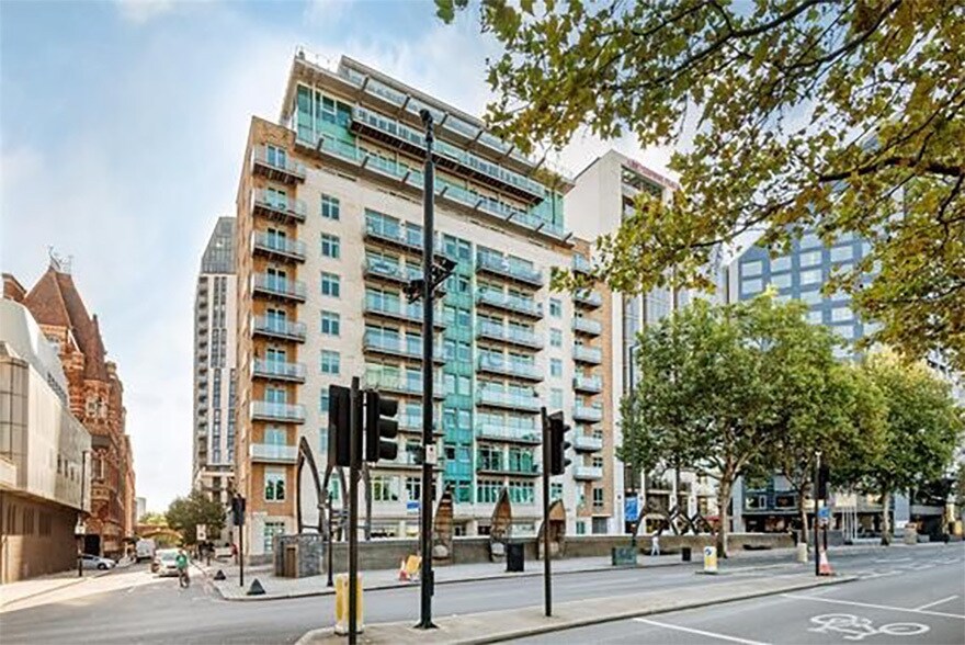 9 Albert Emba, London for lease Primary Photo- Image 1 of 29