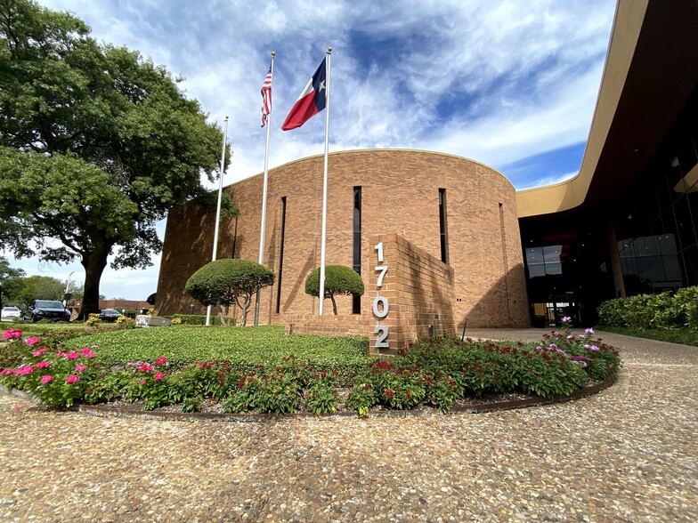 1702 N Collins Blvd, Richardson, TX for sale - Building Photo - Image 1 of 1