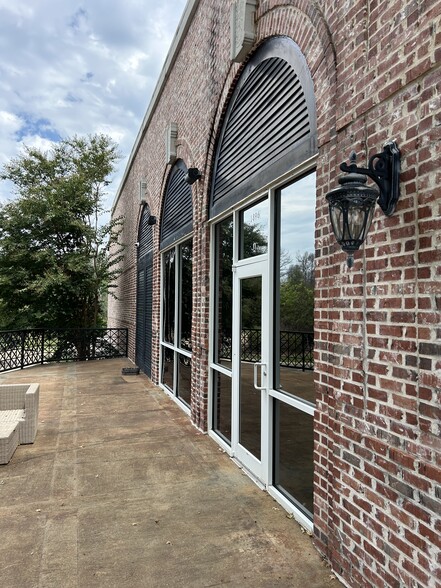 1896 Main St, Madison, MS for lease - Building Photo - Image 3 of 26