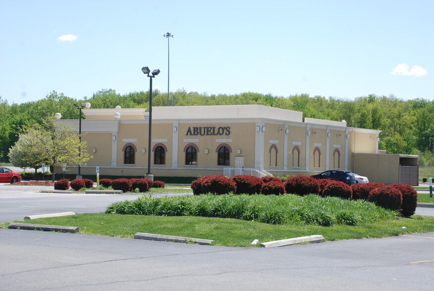 3415 Briarfield Blvd, Maumee, OH for sale - Building Photo - Image 1 of 1