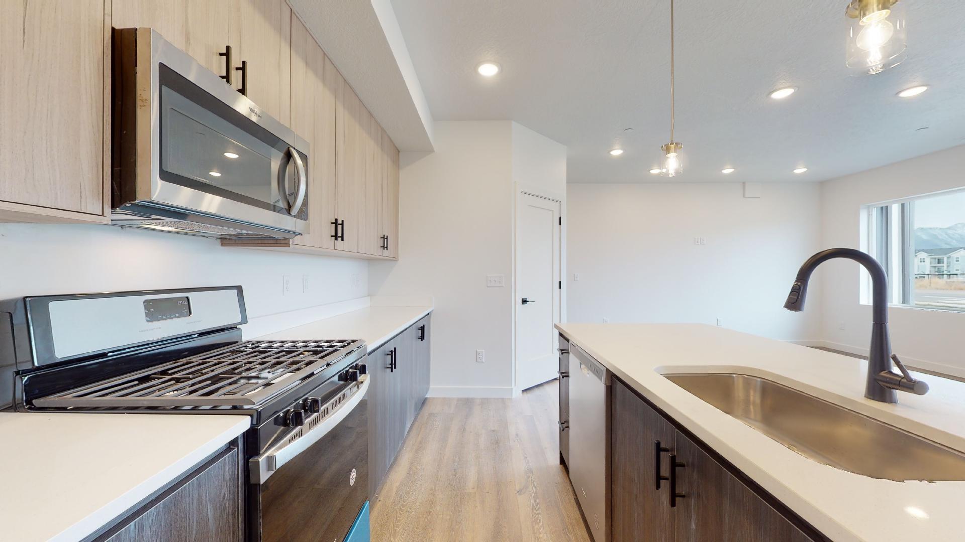 1378 S Sawmill Blvd, Heber, UT 84032 Sawmill Condos