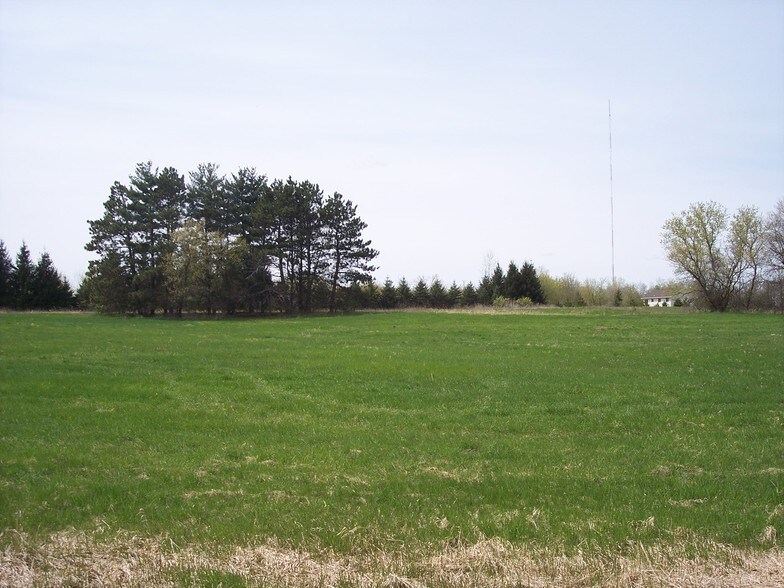 19710 Rum River Blvd, Oak Grove, MN 55303