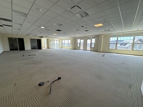 Sockanosset Cross Rd, Cranston, RI for lease Interior Photo- Image 2 of 5