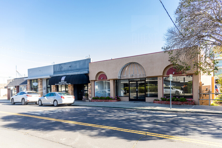 1239 Laurel St, San Carlos, CA for sale - Building Photo - Image 1 of 17