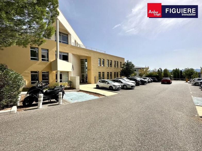 425 Rue René Descartes, Aix-en-Provence for lease - Building Photo - Image 3 of 6