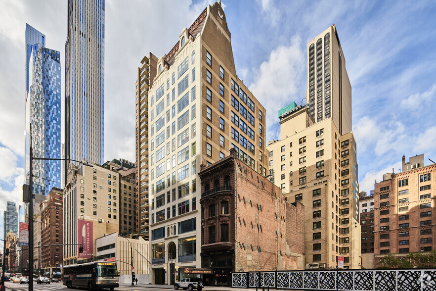 37 W 57th St, New York, NY for sale - Building Photo - Image 1 of 1