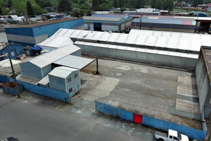 King Auto Wrecking - Warehouse