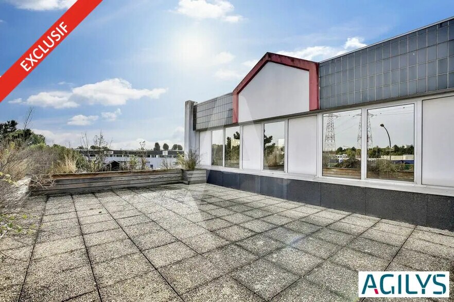 Office in Massy for lease - Building Photo - Image 3 of 7