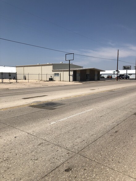 1400 W 2nd St, Odessa, TX for lease - Building Photo - Image 3 of 16