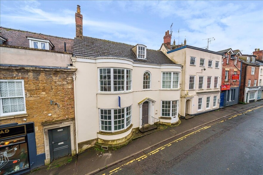 26 Long St, Dursley for sale - Primary Photo - Image 1 of 6