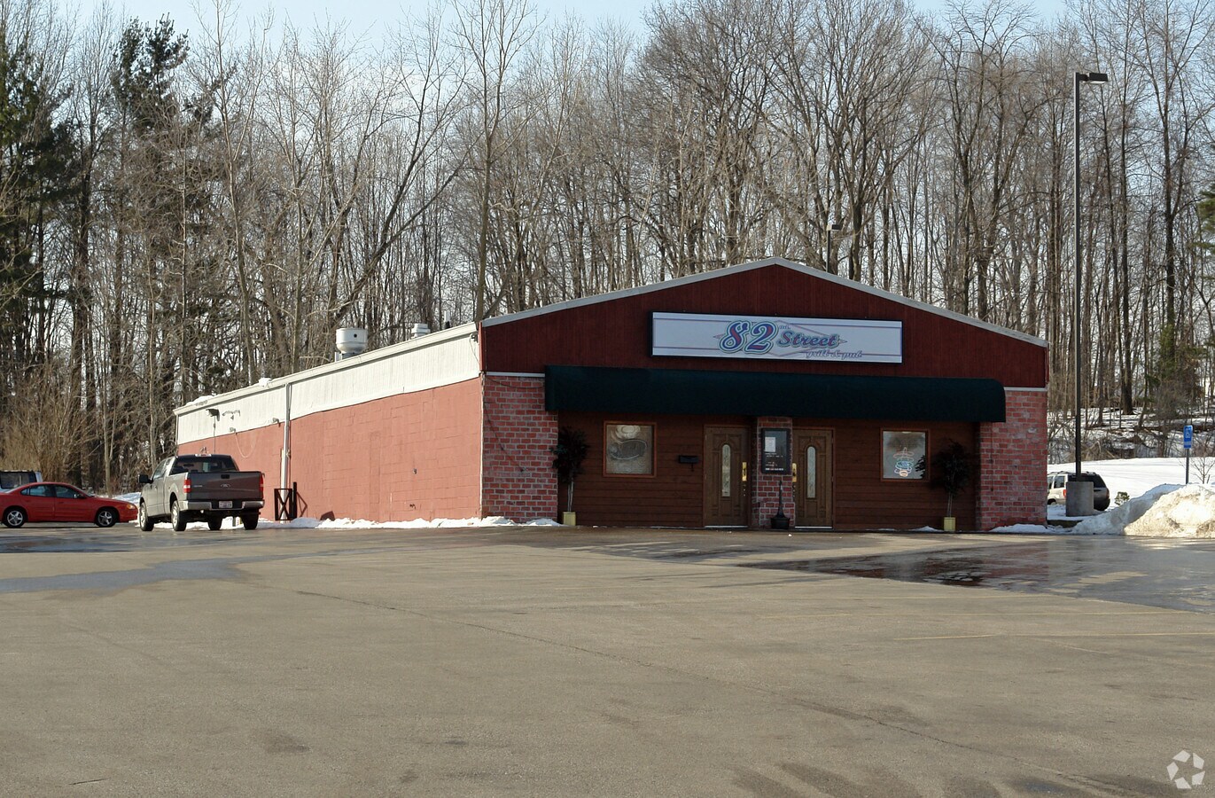 6031 Royalton Rd, North Royalton, OH 44133