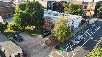 275 SW Peters St, Atlanta GA - Storefront