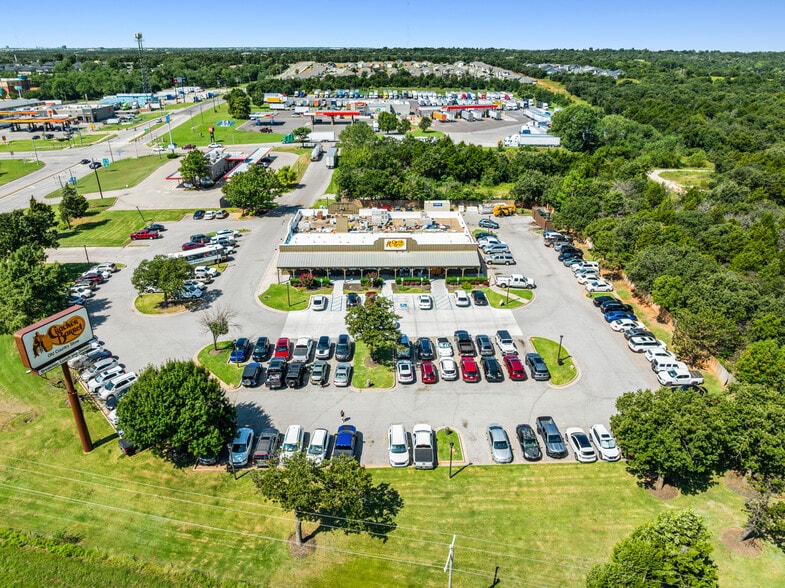 4901 NE 122nd St, Edmond, OK for sale - Building Photo - Image 2 of 9