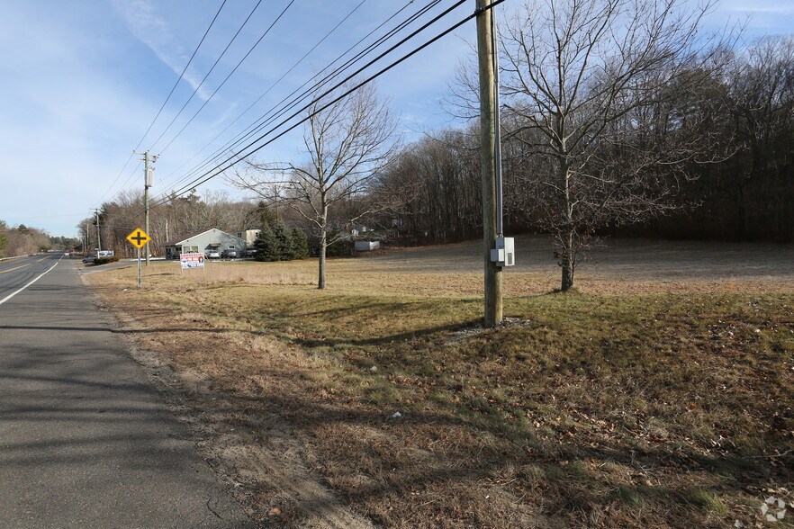 30 Burnham Ln, North Windham, CT 06256