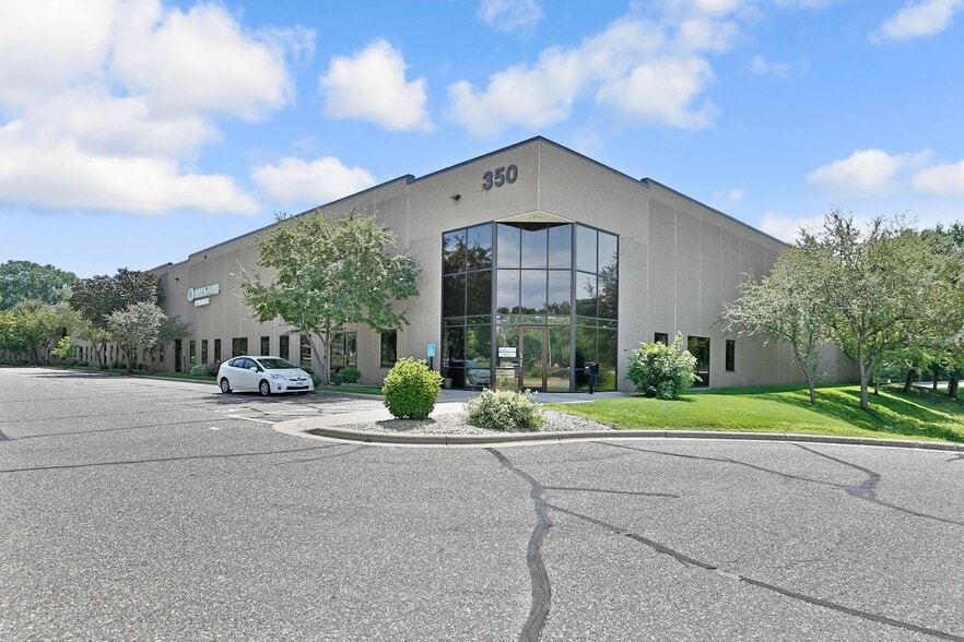 North Park Business Center - Warehouse
