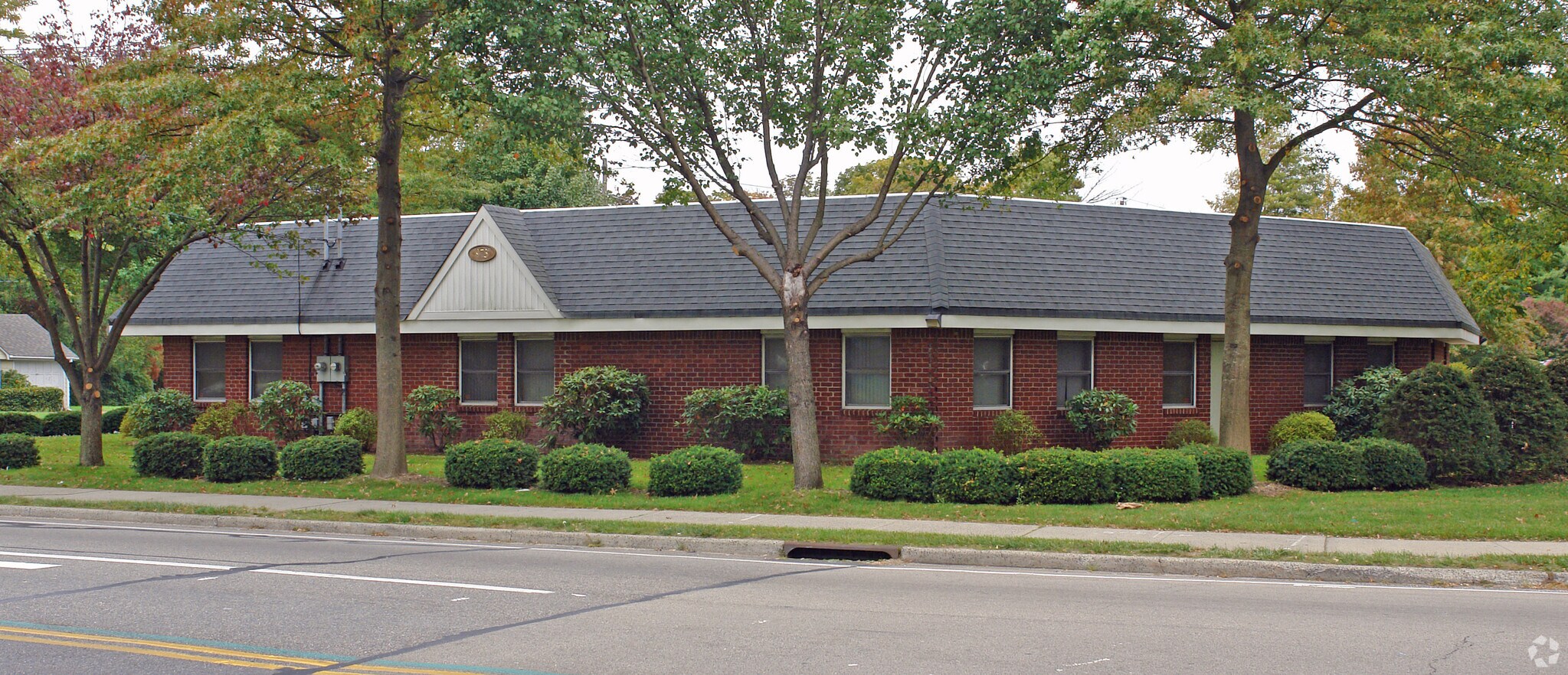 973 Montauk Hwy, Bayport, NY for sale Primary Photo- Image 1 of 1