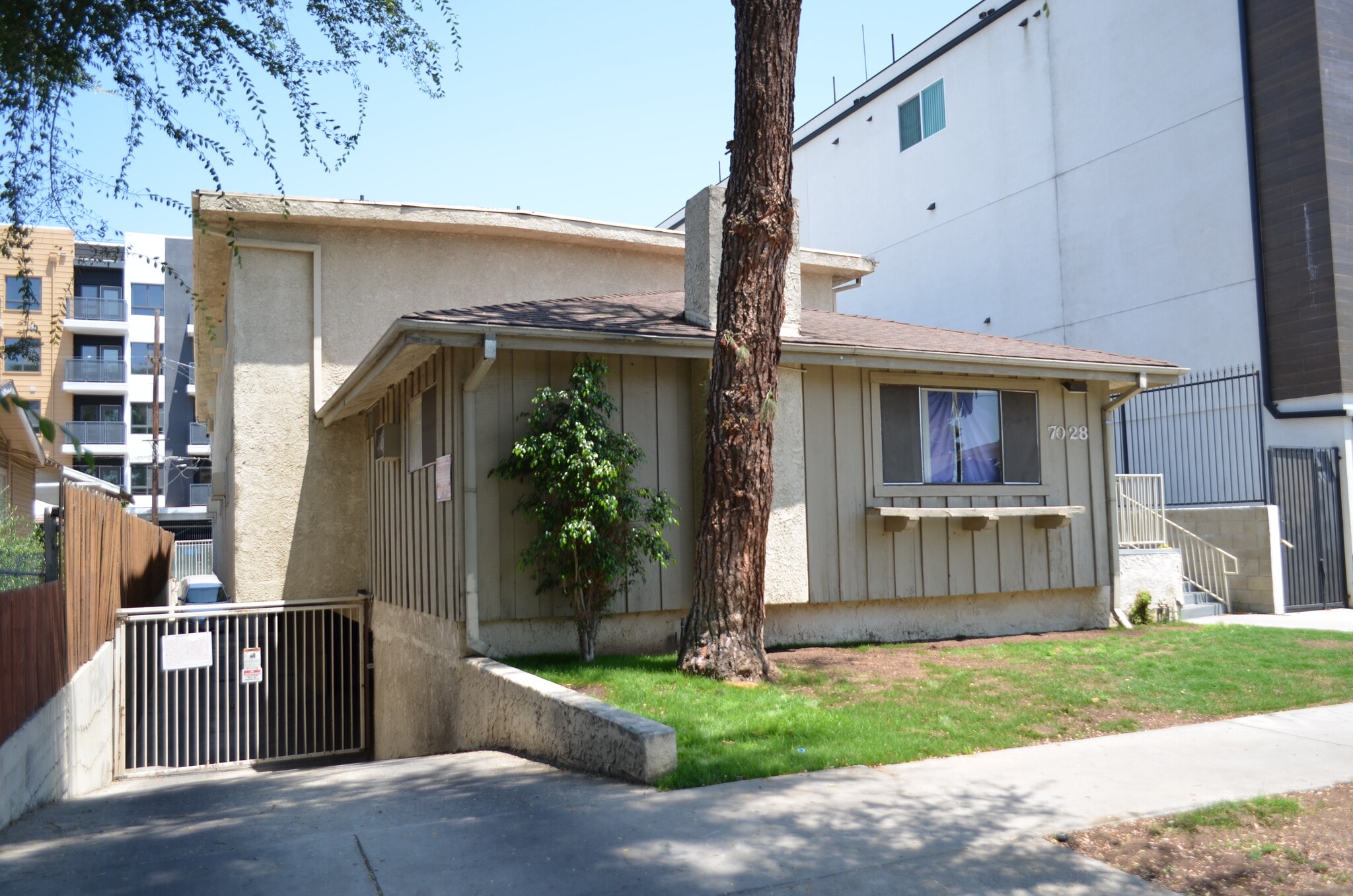 7028 Alabama Ave, Canoga Park, CA for sale Building Photo- Image 1 of 33