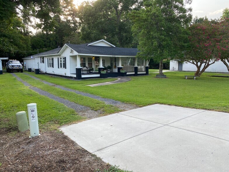 6309 Pamplico Hwy, Effingham, SC 29541