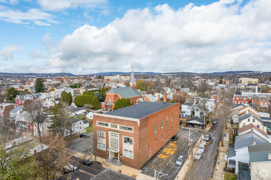 379 Cherry St, Pottstown, PA for lease - Aerial - Image 2 of 8