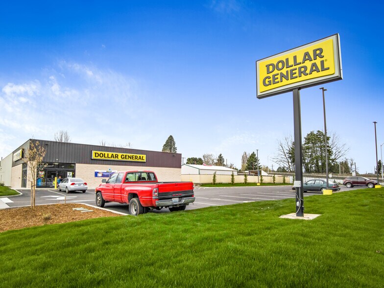 8045 Grand Blanc, Swartz Creek, MI for sale - Primary Photo - Image 1 of 1