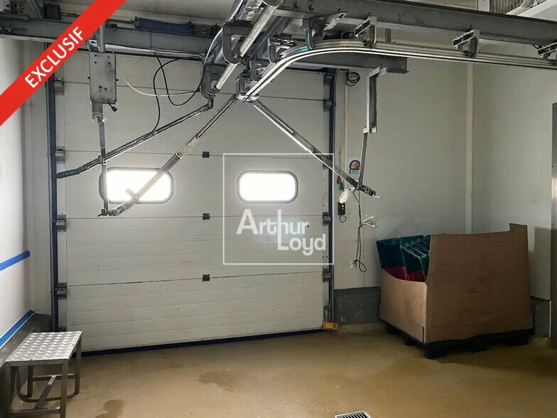 Flex in Étampes for sale - Building Photo - Image 2 of 6