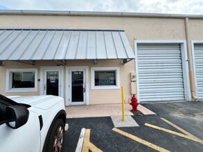 1200-1340 Stirling Rd, Dania Beach, FL for lease Building Photo- Image 1 of 6