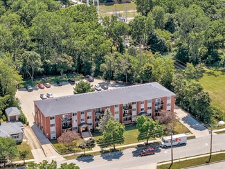 More details for 109 Division St N, Kingsville, ON - Multifamily for Sale