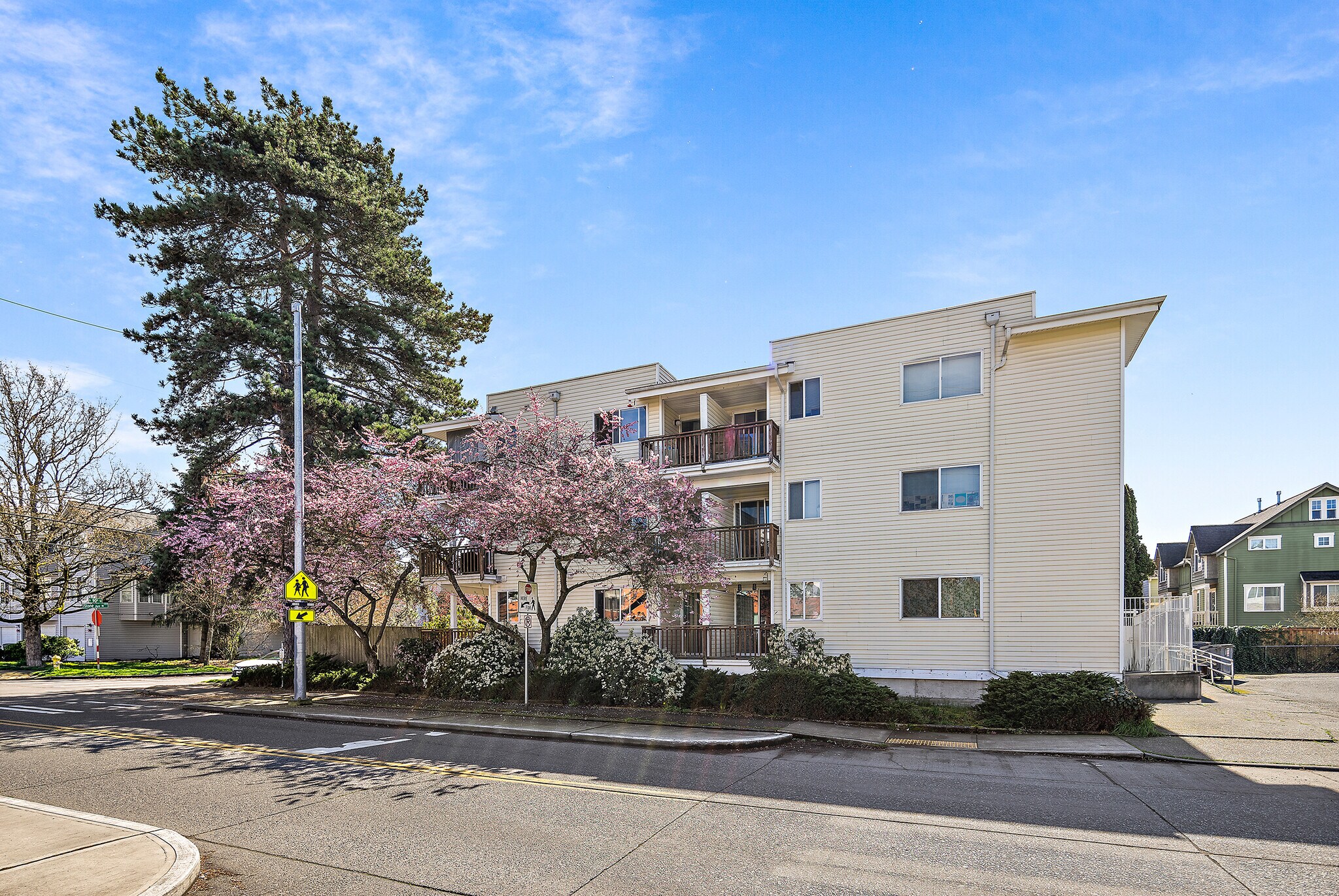1215 N 90th St, Seattle, WA for sale Building Photo- Image 1 of 1