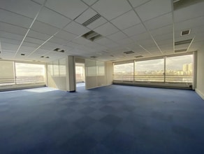 Office in Rosny-sous-Bois for lease Building Photo- Image 2 of 5
