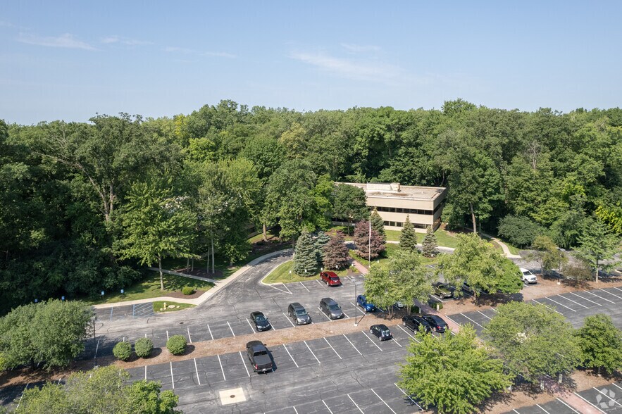 1695 Indian Wood Cir, Maumee, OH for lease - Aerial - Image 2 of 7