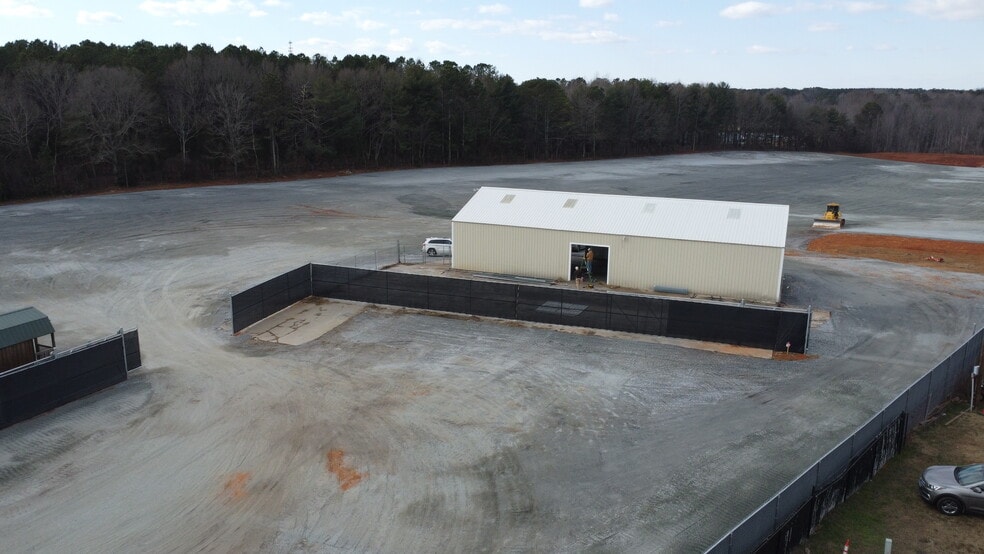 7915 Valley Falls Rd, Spartanburg, SC for lease - Building Photo - Image 2 of 5