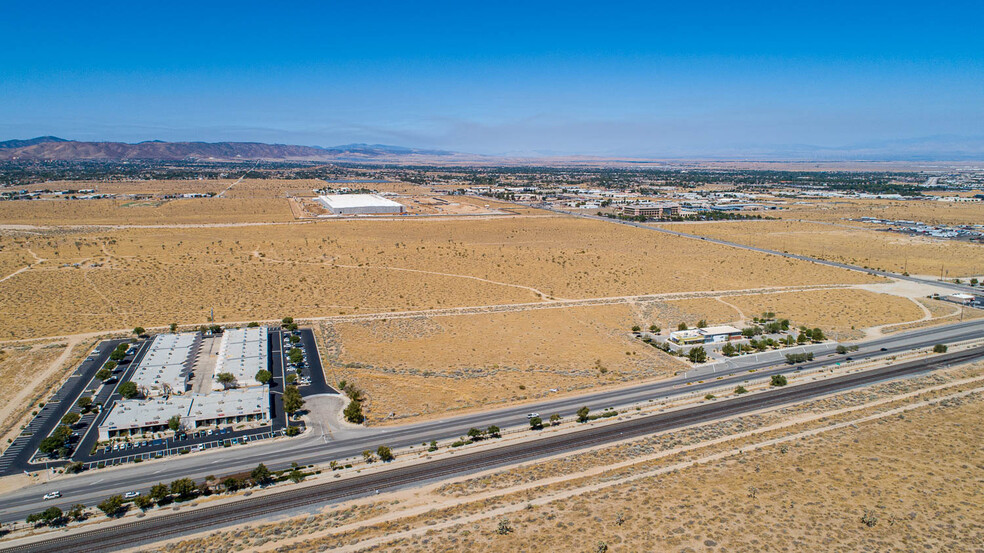 VAC/Sierra Hwy, Palmdale, CA for sale - Building Photo - Image 3 of 4