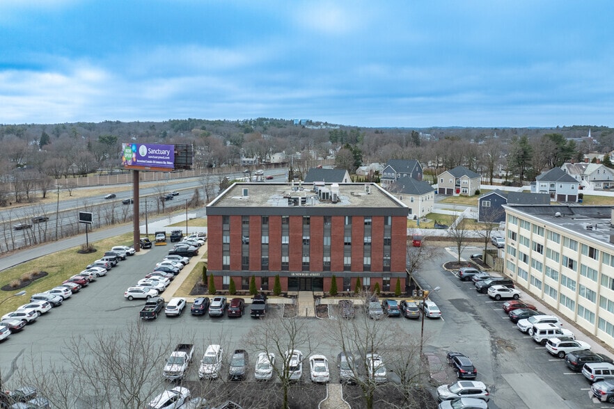 1R Newbury St, Peabody, MA for lease - Building Photo - Image 2 of 4