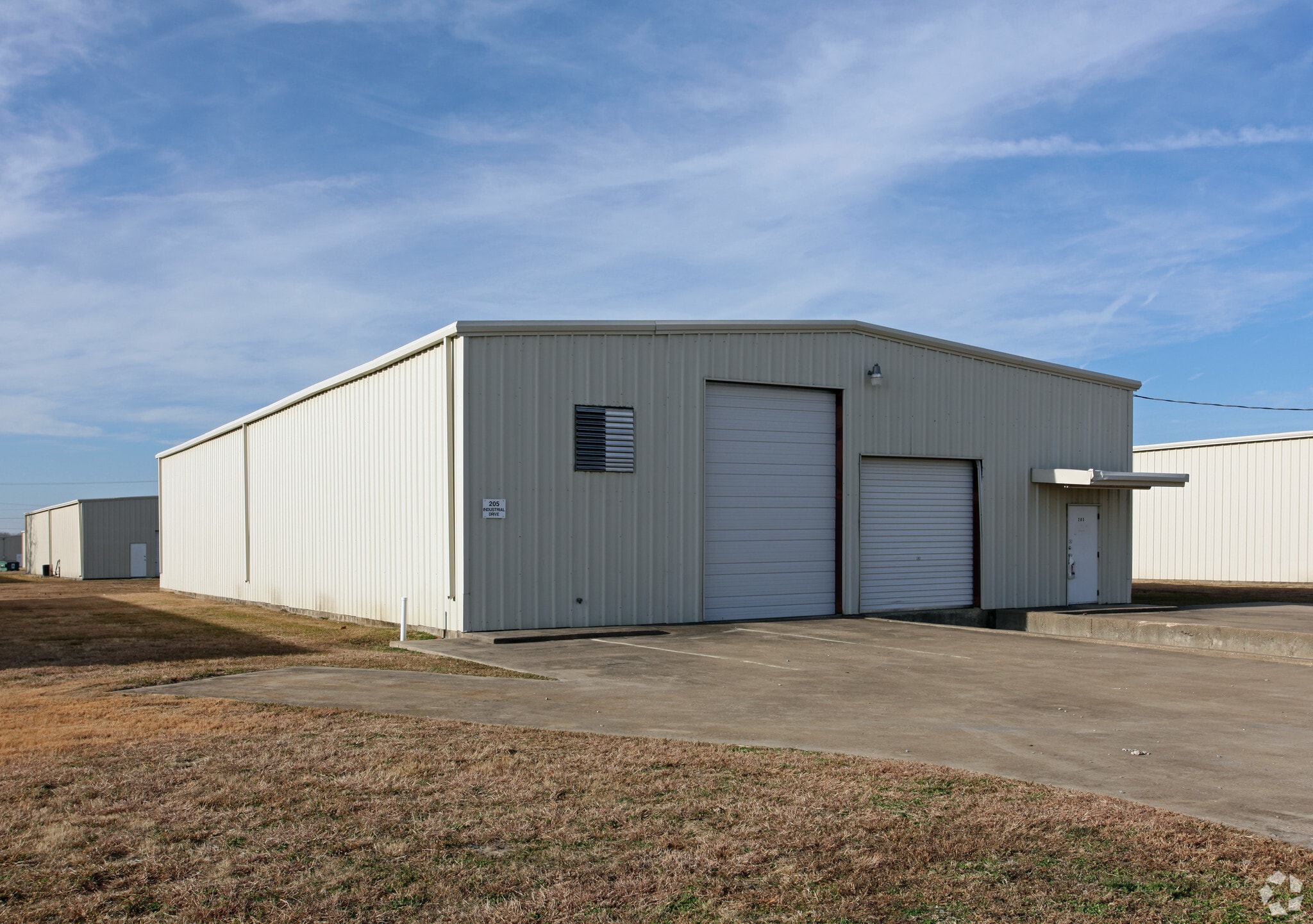 205 Industrial Dr, Forney, TX for lease Primary Photo- Image 1 of 4