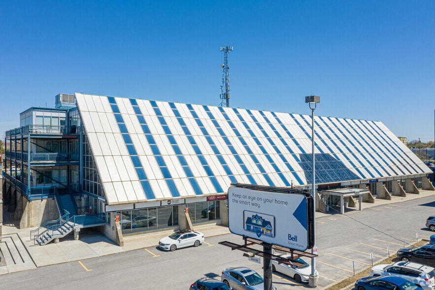 301 Moodie Dr, Ottawa, ON for sale - Primary Photo - Image 1 of 1