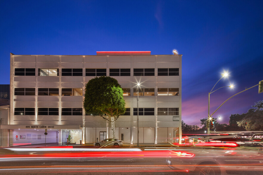 499 N Canon Dr, Beverly Hills, CA for lease - Building Photo - Image 2 of 15