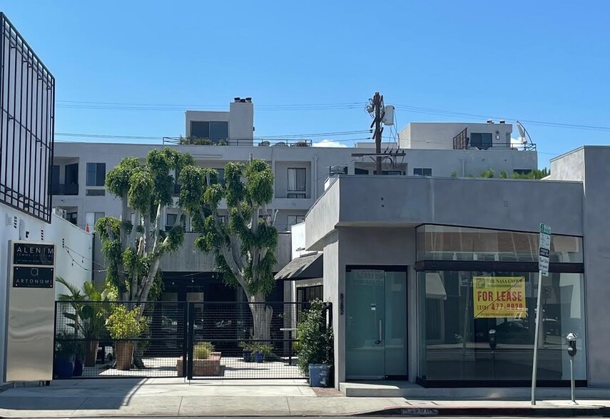 8282 Melrose Ave, Los Angeles, CA for sale - Building Photo - Image 1 of 1