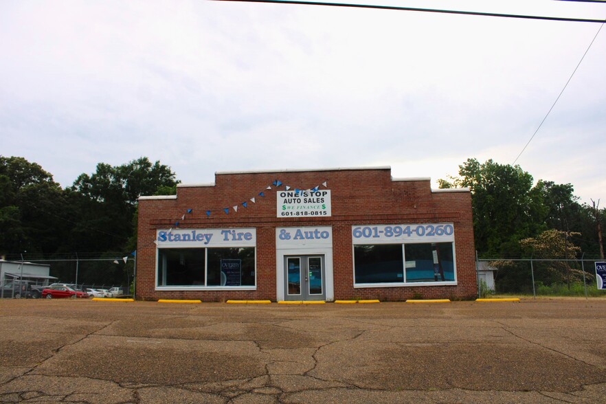 237 Caldwell Dr, Hazlehurst, MS for sale - Building Photo - Image 3 of 10