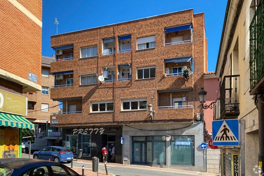 in Colmenar Viejo, Madrid for sale - Primary Photo - Image 1 of 1