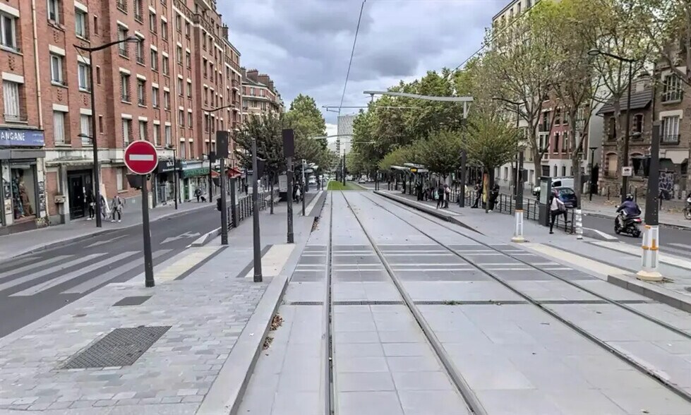 Retail in Paris for sale - Building Photo - Image 1 of 5