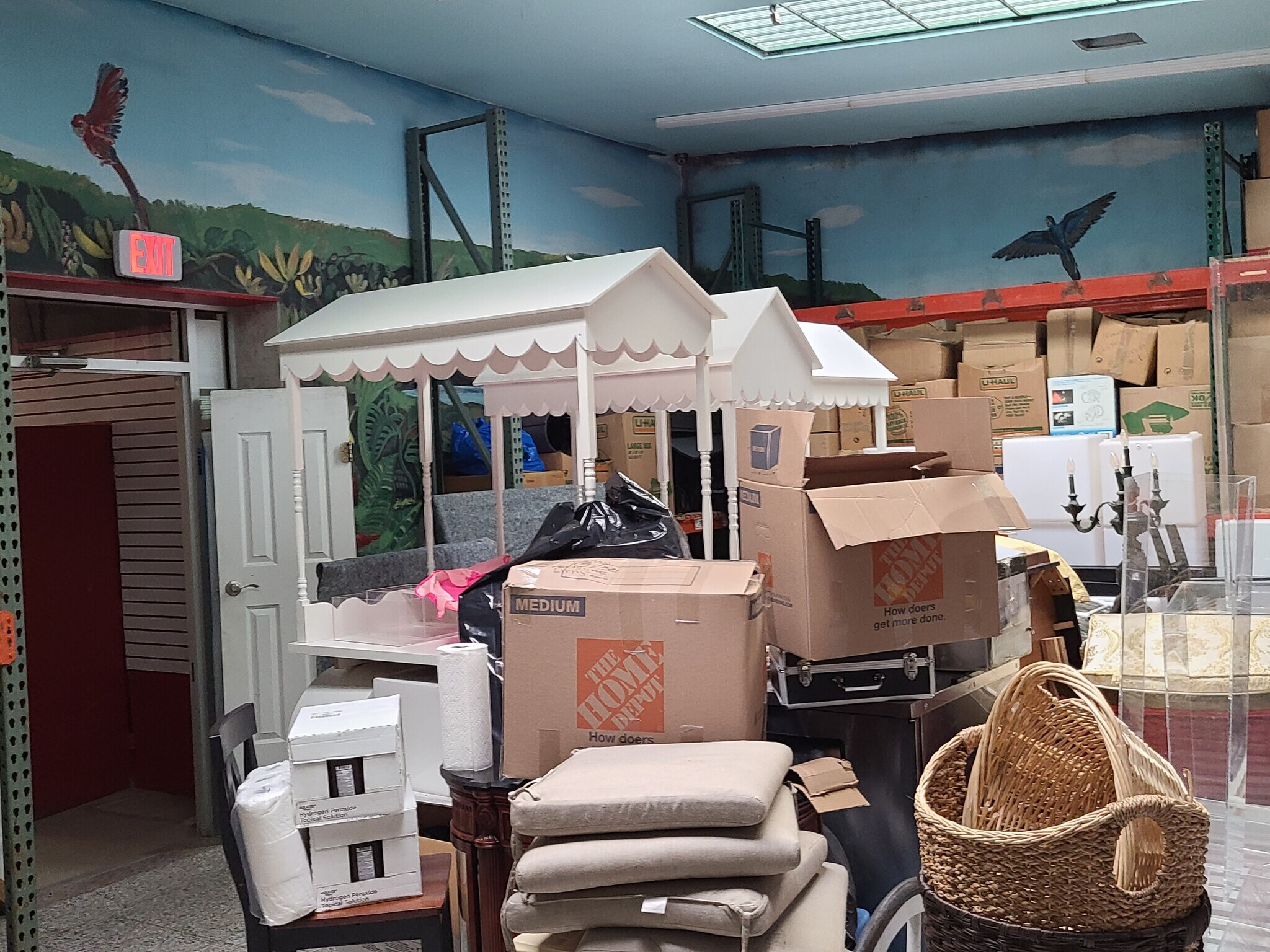 176 Jericho Tpke, Mineola, NY 11501 Retail for Lease