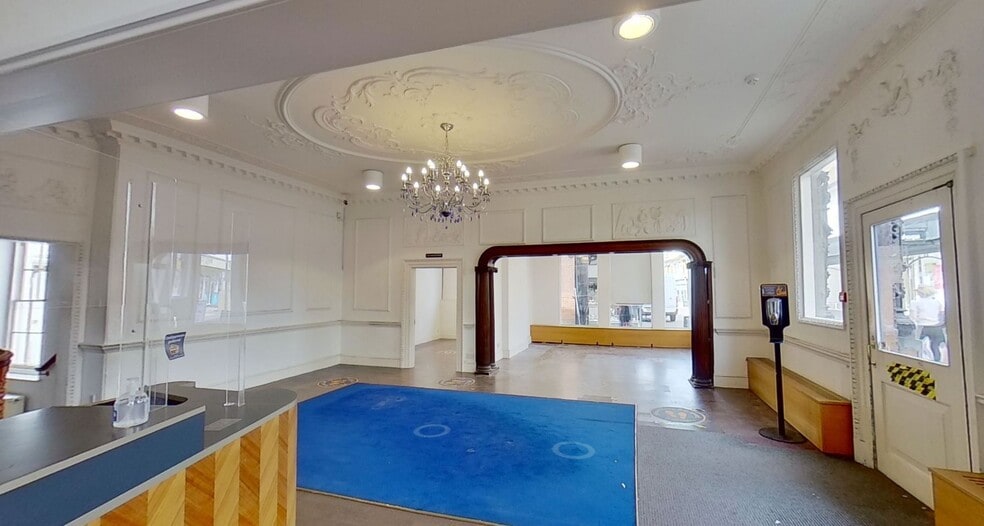 30 Butter Market, Ipswich for lease - Building Photo - Image 3 of 12