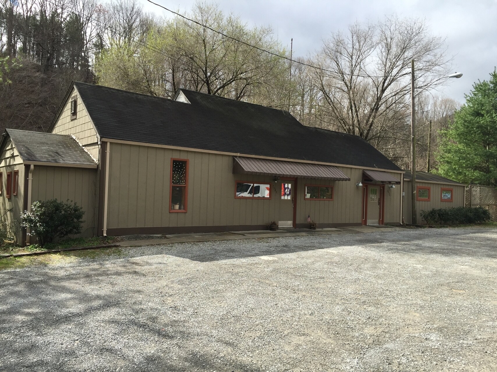 7924 Bent Mountain Rd, Roanoke, VA for sale Primary Photo- Image 1 of 1