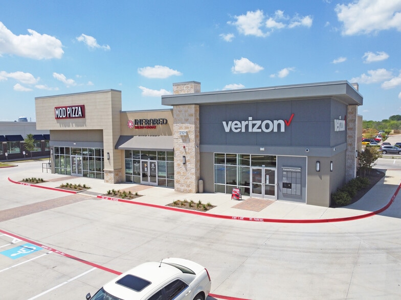 2321 State Highway 121, Euless, TX for lease - Building Photo - Image 2 of 13