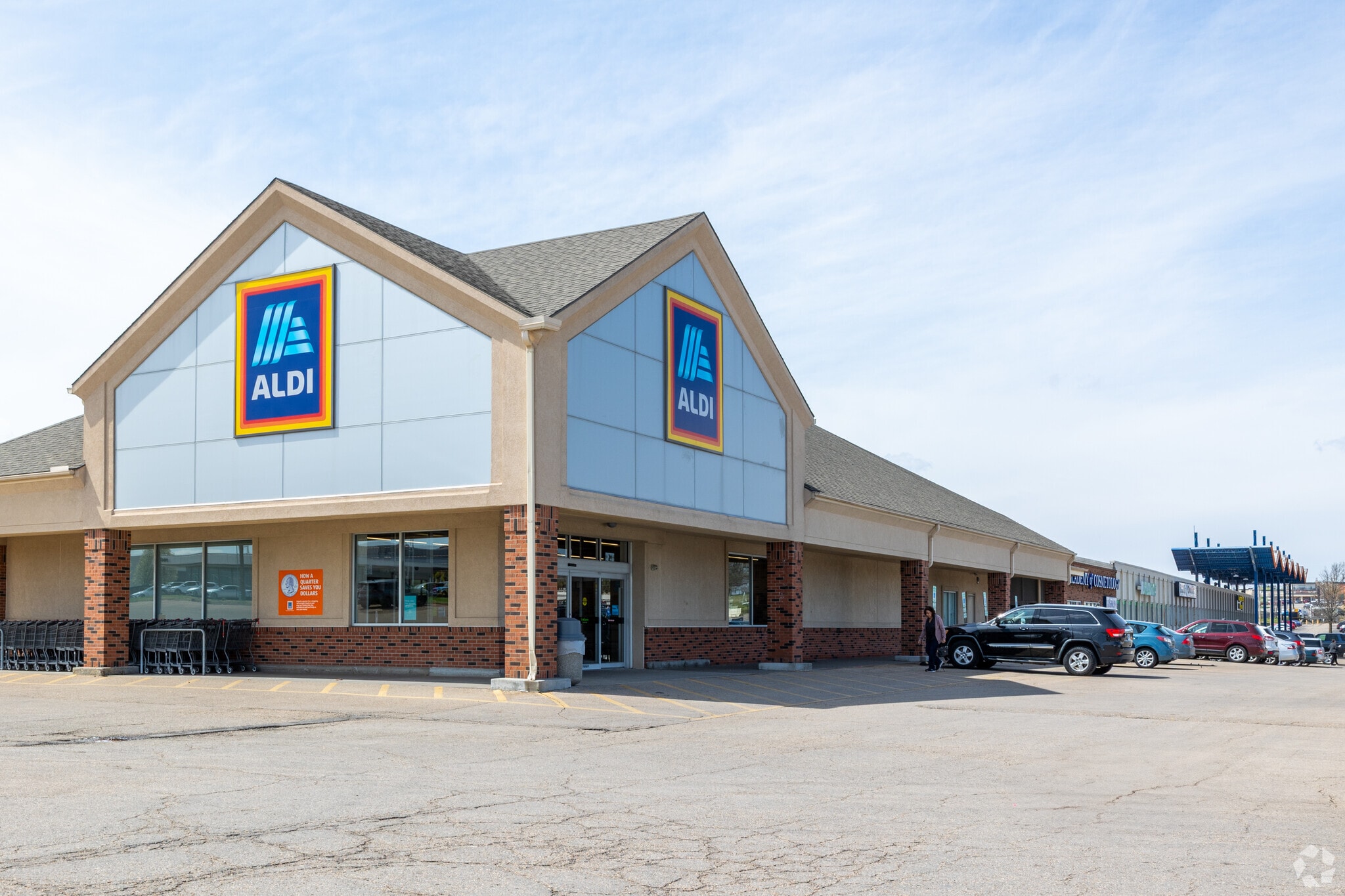 105-115 SW 29th St, Topeka, KS for sale Primary Photo- Image 1 of 8