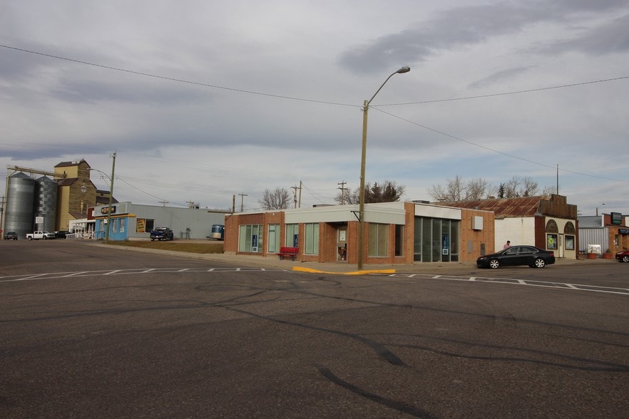 201 Main St NW, Milk River, AB T0K 1M0