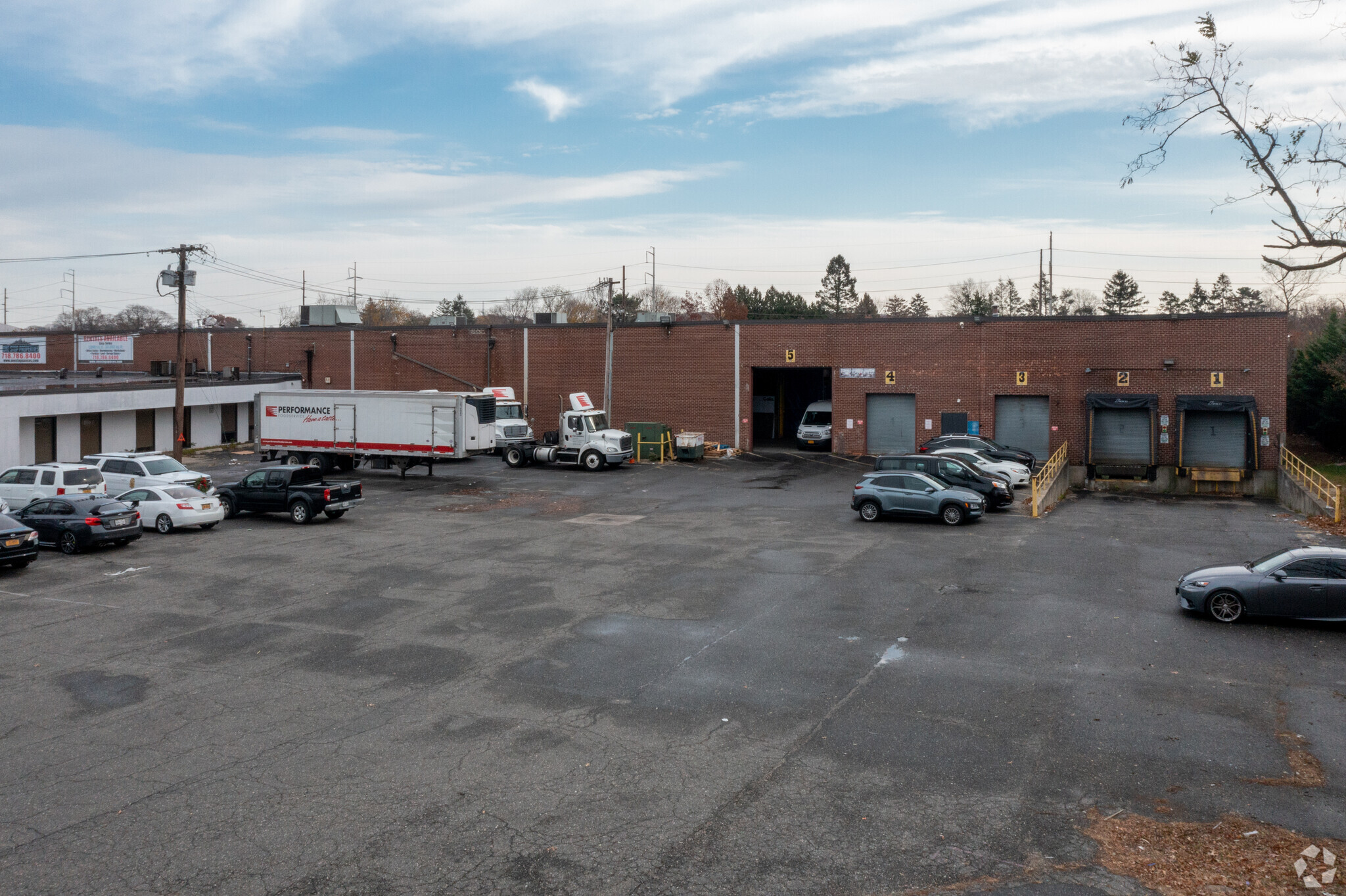 225 Underhill Blvd, Syosset, NY 11791 - Industrial for Lease | LoopNet